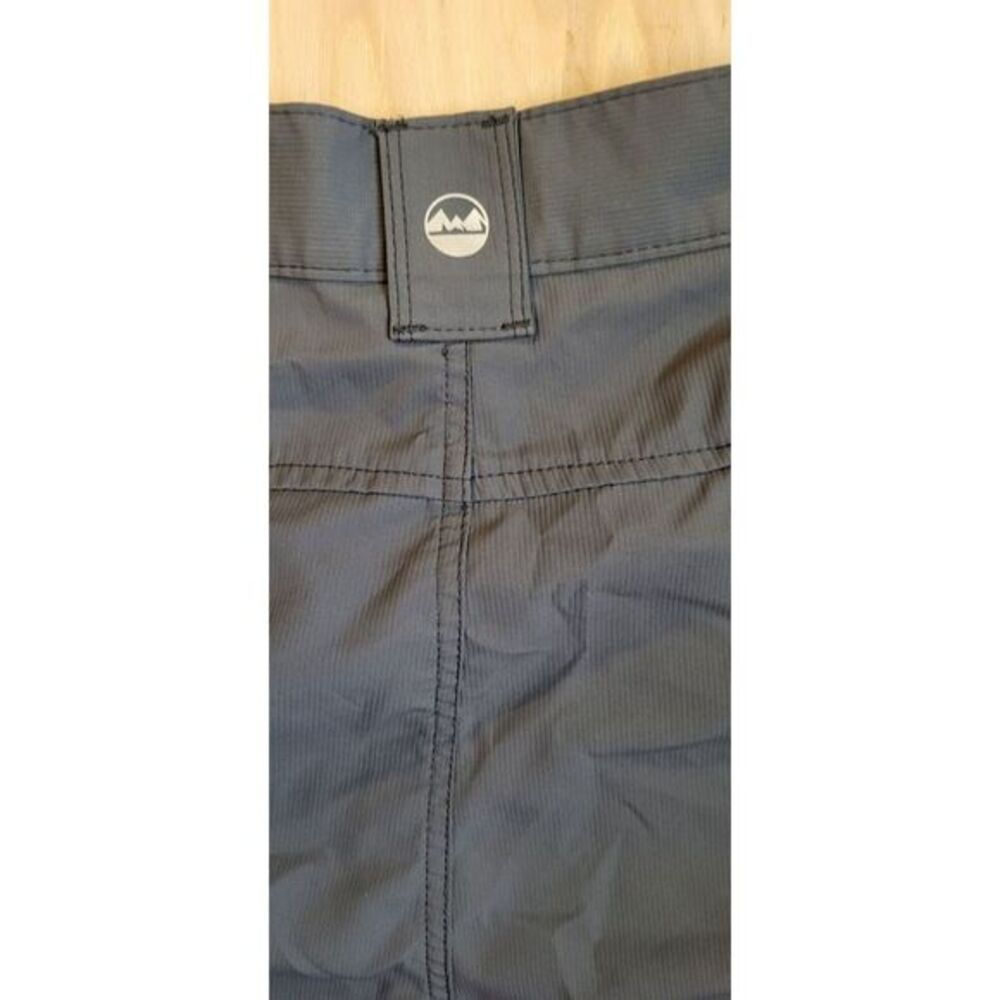 WRANGLER PERFORMANCE HYBRID OUTDOOR CARGO SHORTS‎ GRAY MEN'S Size 48 - Picture 4 of 7